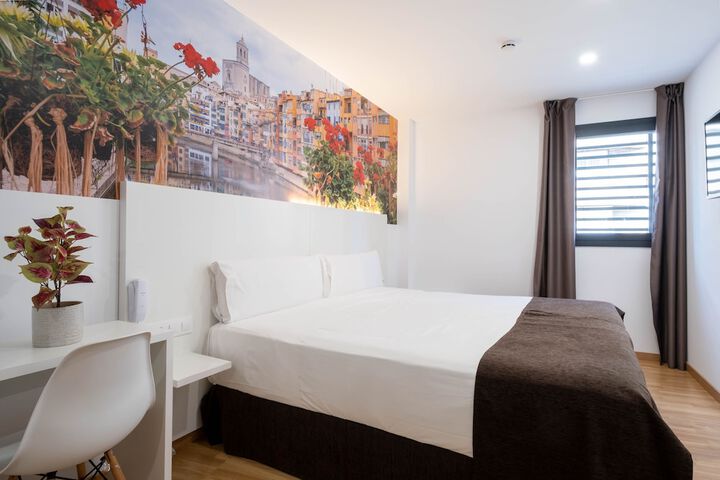 Room 5 of 24
