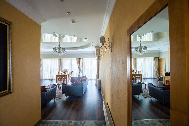 Room 18 of 75