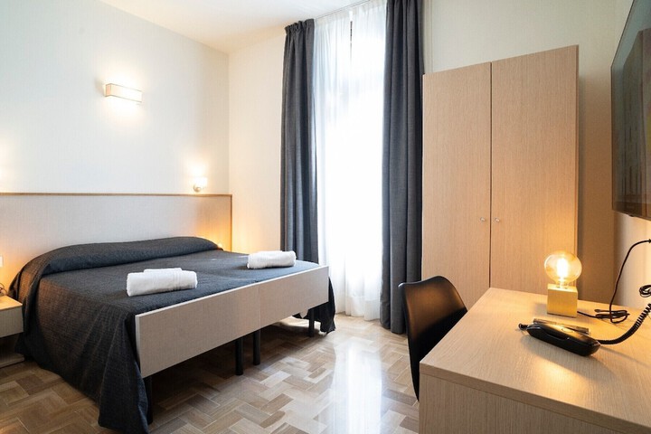 Room 5 of 45