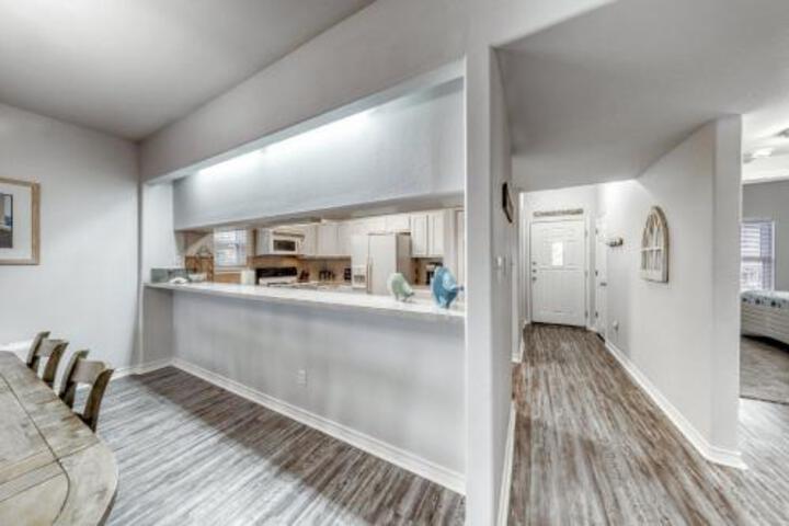 Compass Condominiums in Corpus Christi, TX