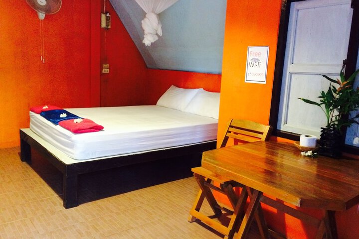 Room 3 of 21