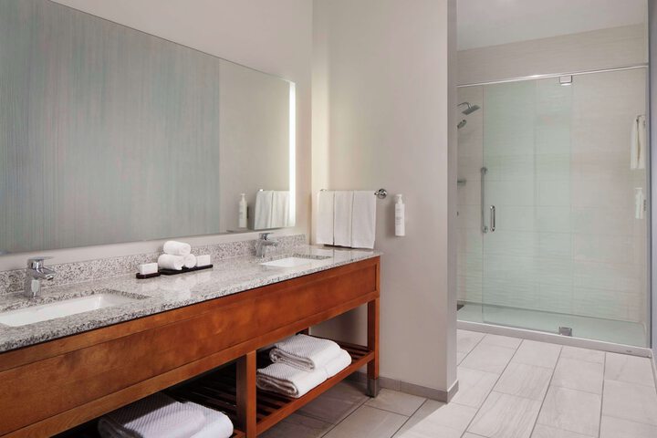 Bathroom shower