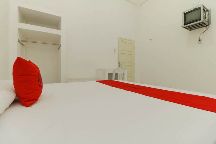 Room 3 of 6
