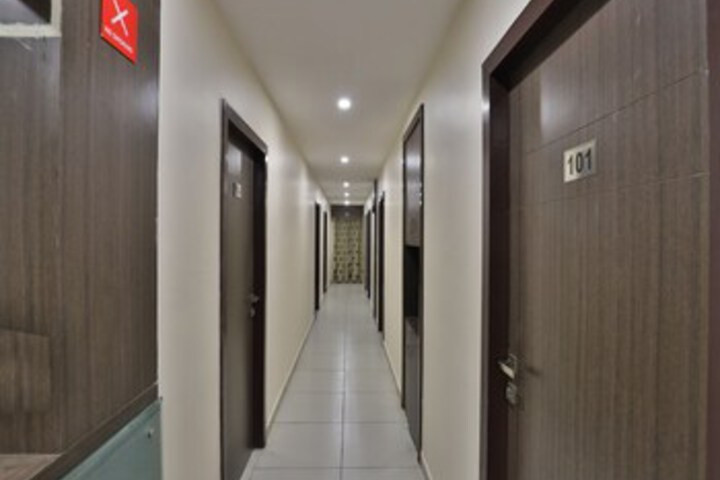 Hotel 4 of 20