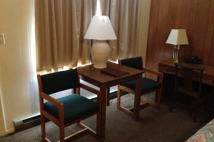 Room 5 of 24