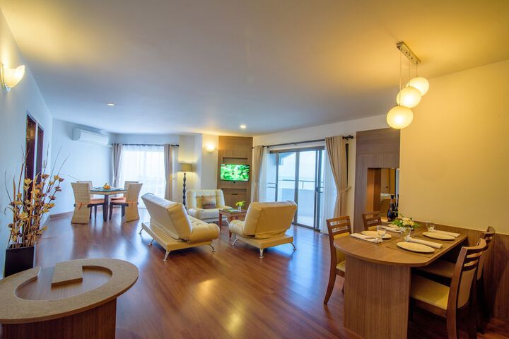 Room 25 of 115