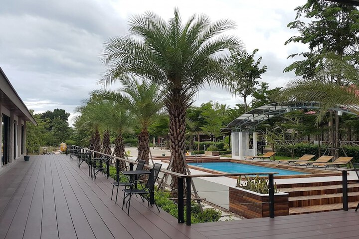 Terrace/Patio 38 of 44