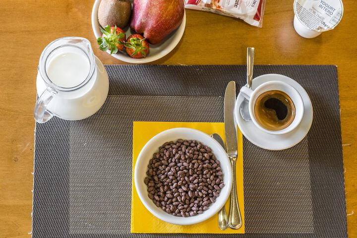 Breakfast/Coffee Service 67 of 70