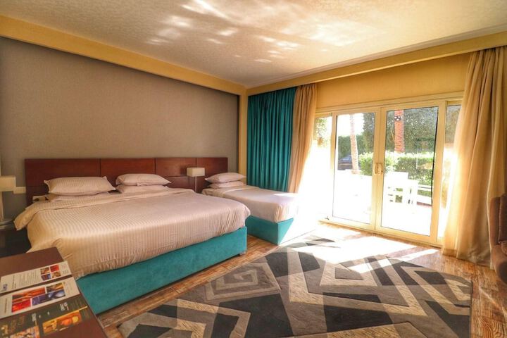 Room 21 of 43