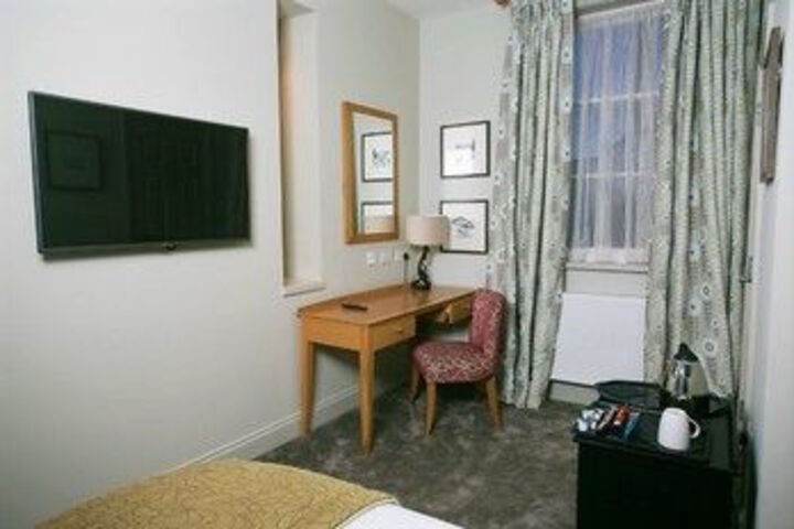 Room 20 of 31