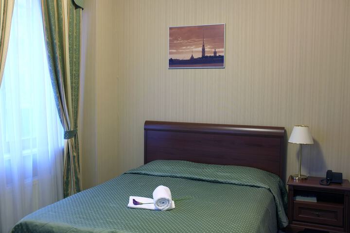 Room 26 of 49