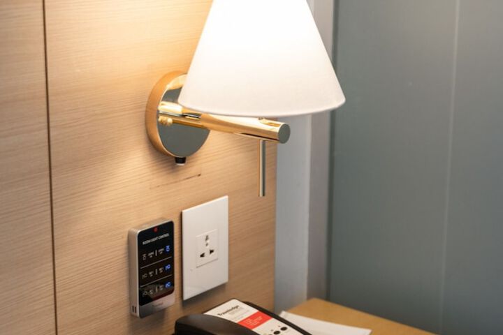 Room amenity