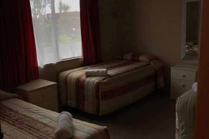 Room 7 of 44