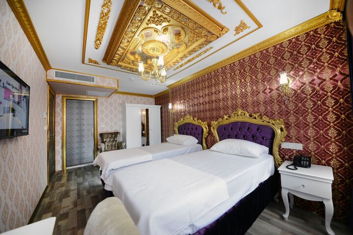 Room 10 of 57