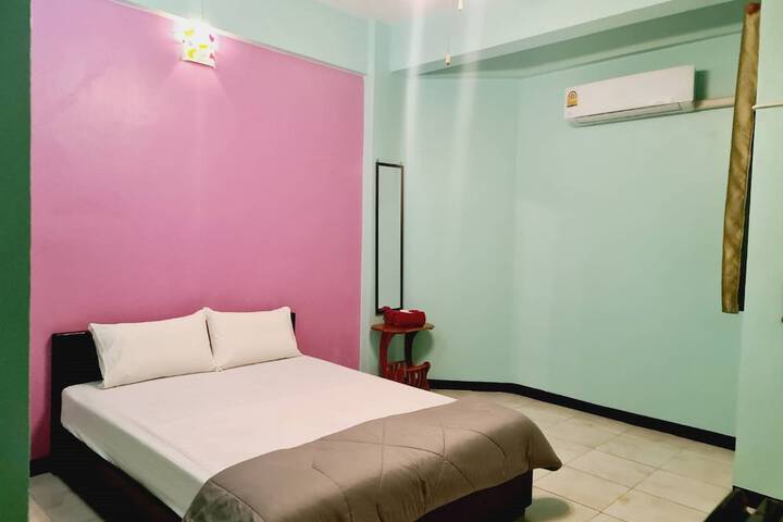 Room 26 of 59