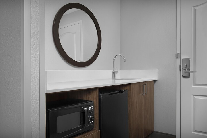 Minibar