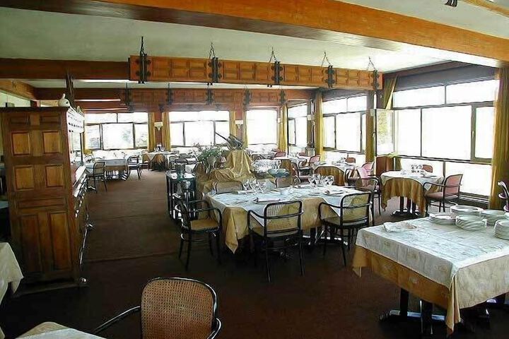 Dining Photos