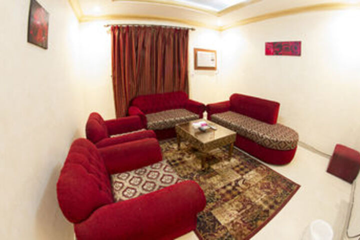 Room 14 of 14
