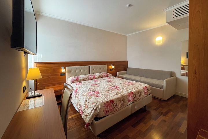 Room 20 of 89