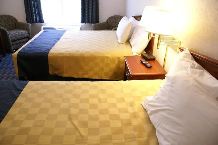 Room 2 of 12