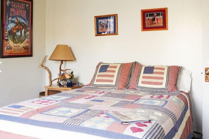 Room 3 of 52