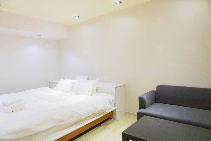 Room 21 of 257