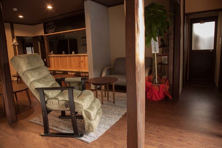 Guest Lobby