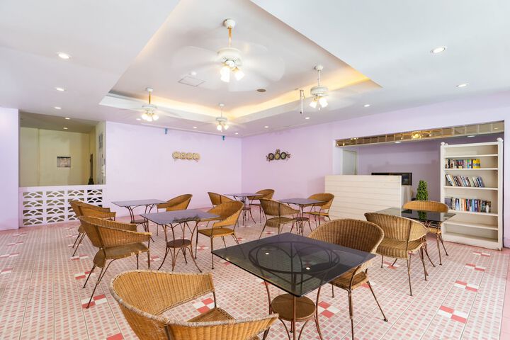 Hotel Lobby
