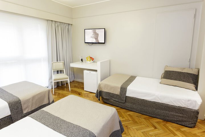 Room 21 of 41