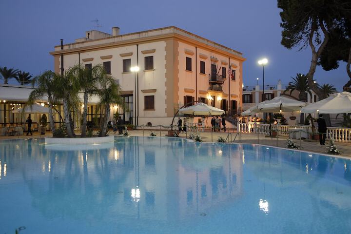 Hotel 64 of 68