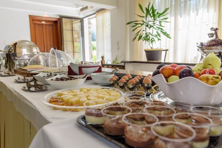 Dining 59 of 75