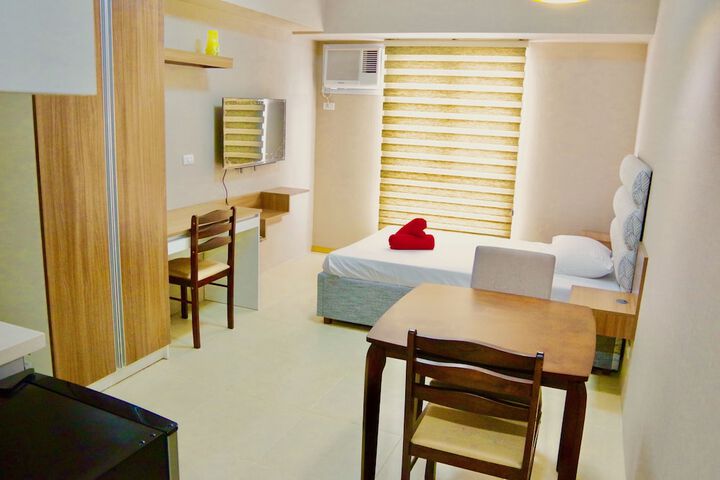 Room 3 of 12