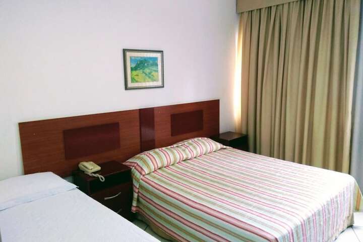 Room 35 of 61