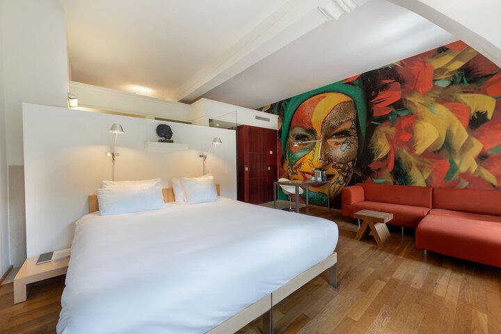 Room 7 of 57