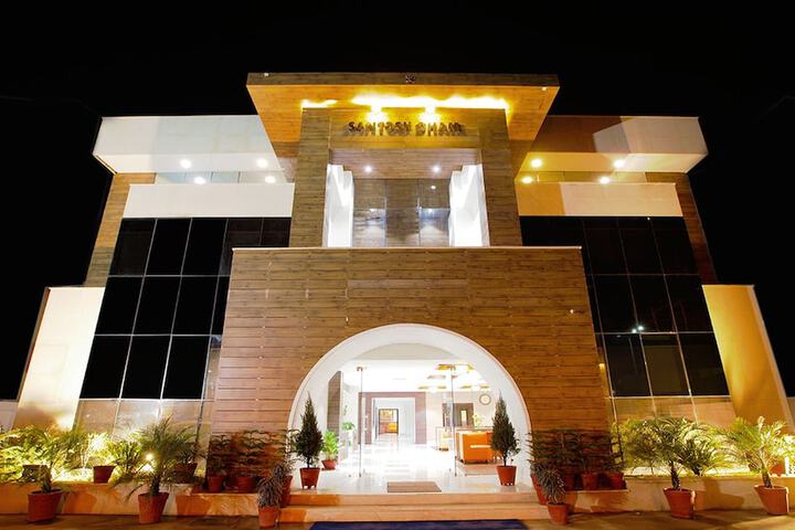 Hotel Santosh Dham