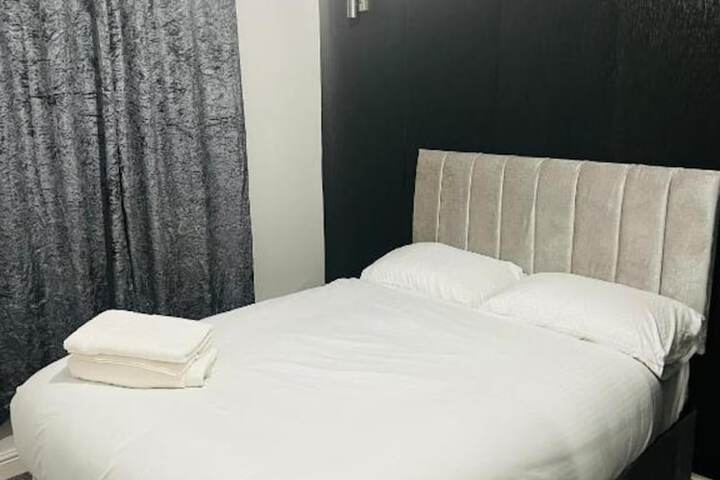 Room 12 of 22