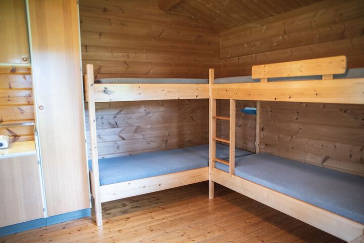 Room 13 of 81