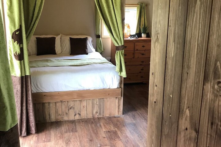 Room 27 of 135