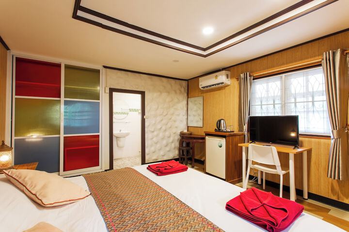 Room 10 of 41