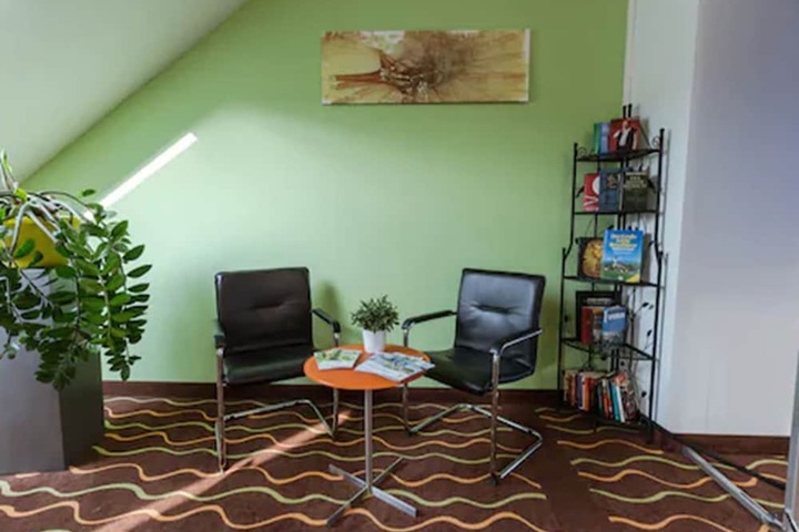 Room 19 of 51