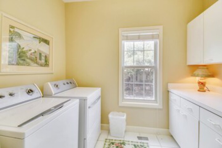 Laundry 19 of 47