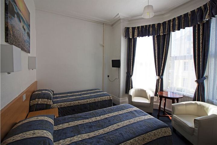 Room 7 of 41