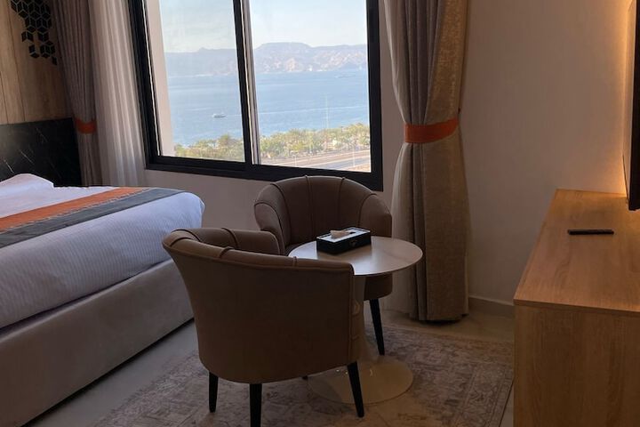 Room 30 of 50