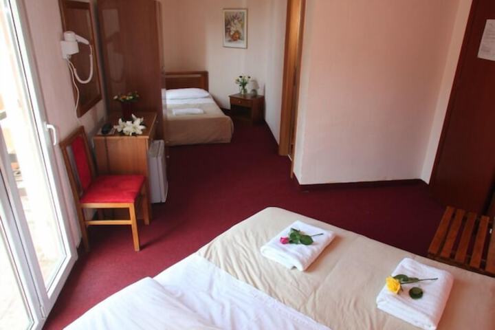 Room 11 of 54