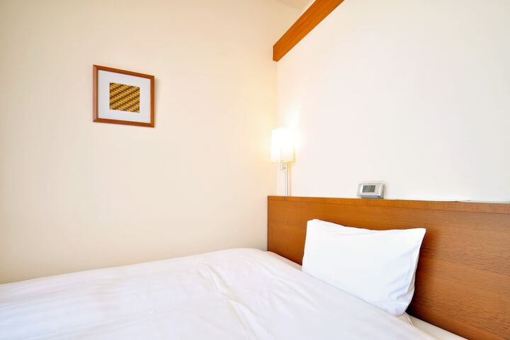 Room 14 of 84