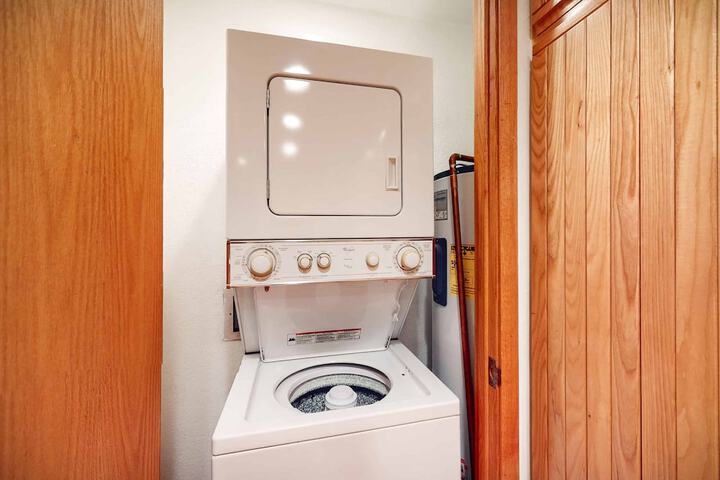 Laundry 141 of 222