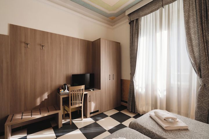 Room 39 of 180