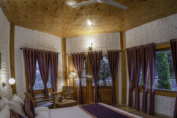 Room 21 of 63