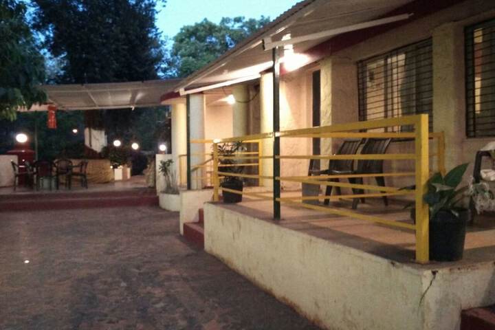 Hotel 5 of 10