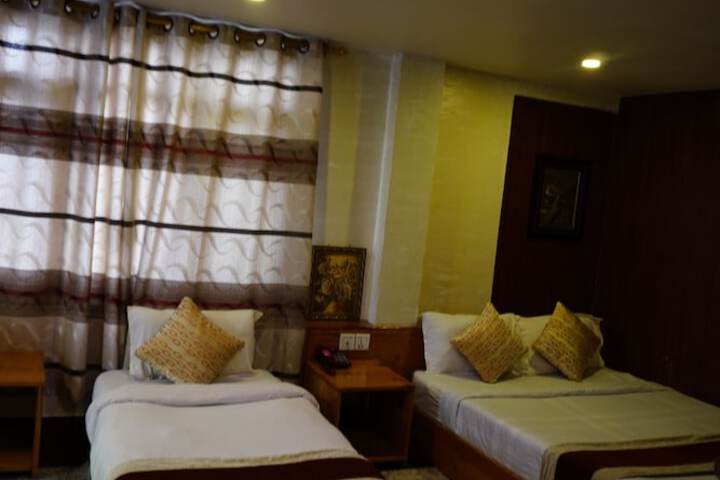 Room 64 of 122